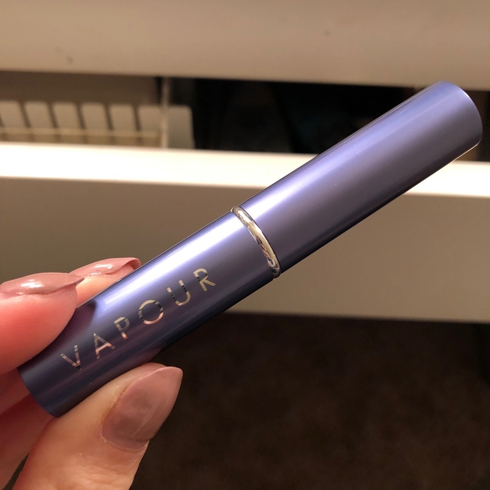 VAPOUR BEAUTY Concealer